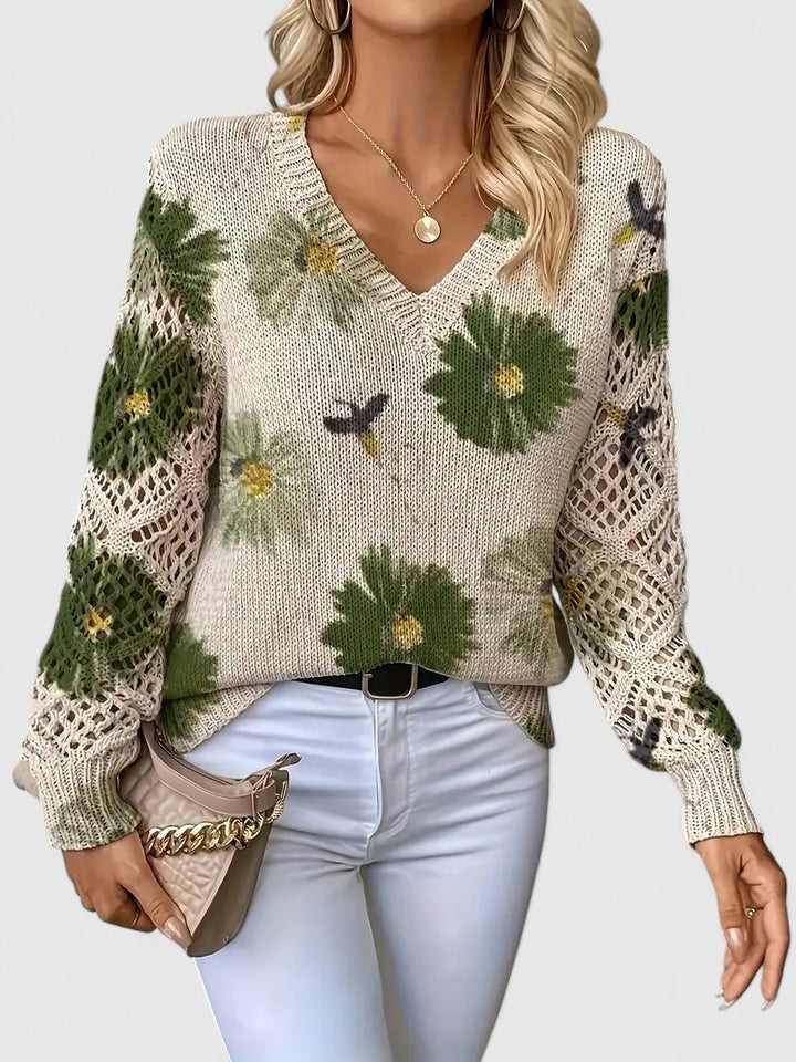 Cynthia | Elegant sweater with floral pattern