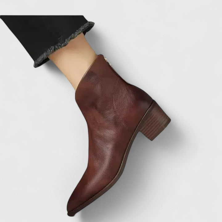 Women's Elegant Boots in Dark Brown or Black