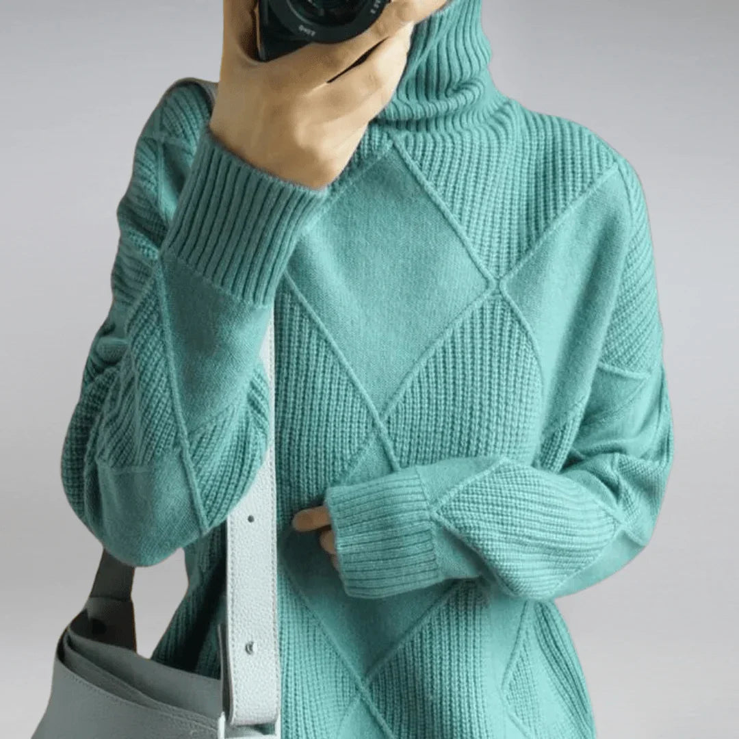 Isabella | Luxe Turtleneck