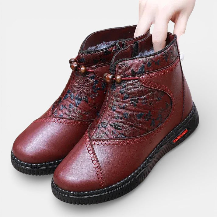 Women's Leather Comfort Boots in Black or Red